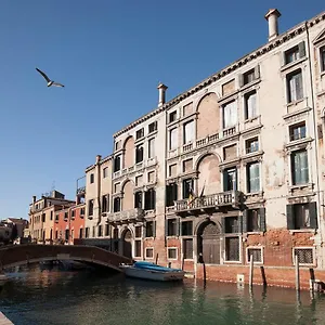  Appartement Inside Palazzo Foscarini